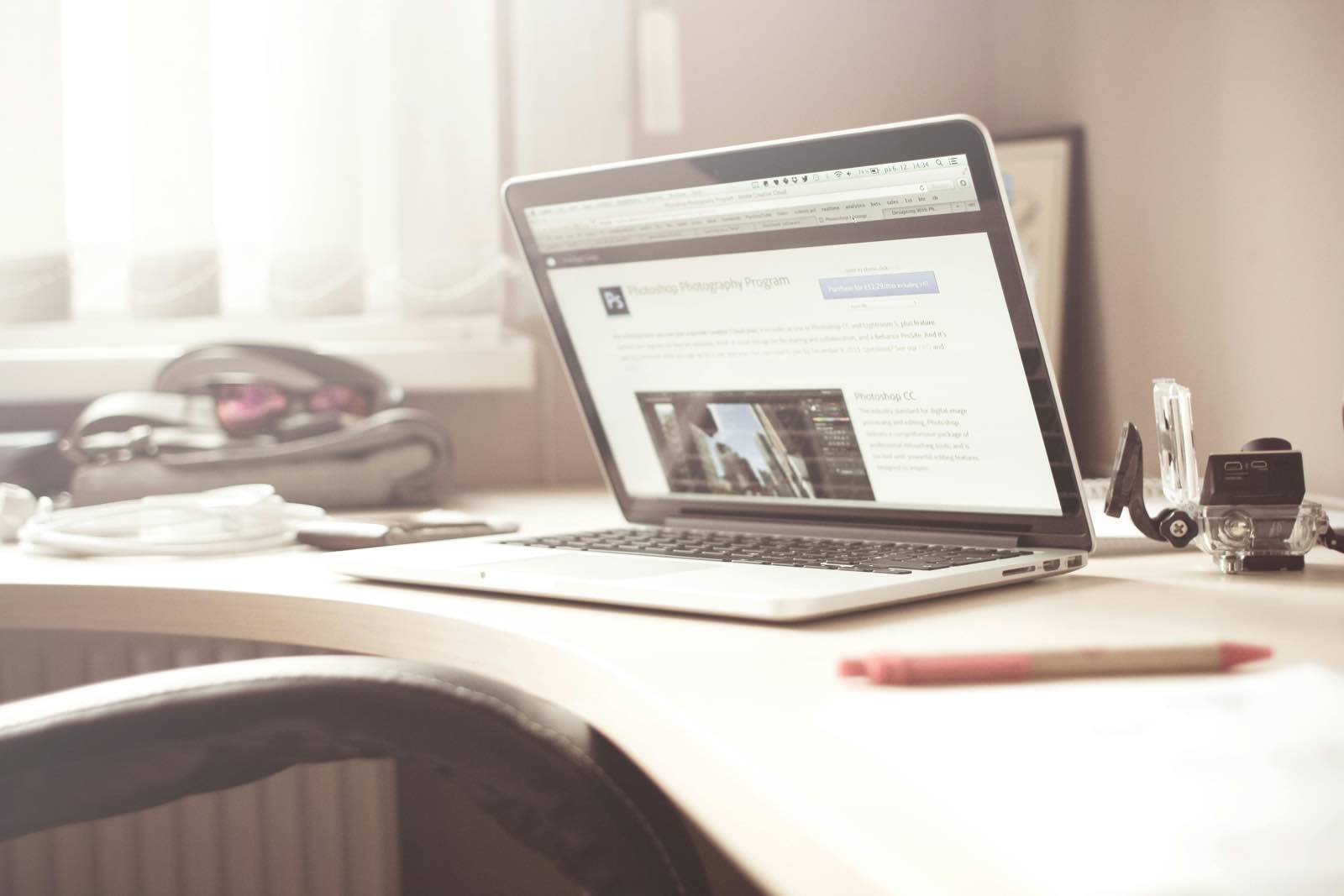 How to transfer domains from GoDaddy to a better service